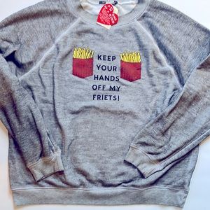 Wildfox Sweatshirt Baggy Jumper Women’s Size M NWT Crewneck Sweatshirt